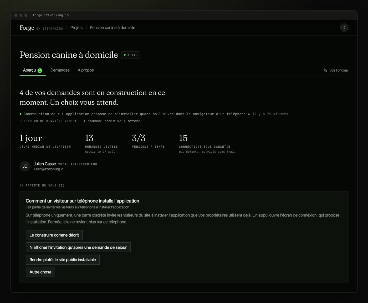 CTO à temps partagé : le portail client avec quatre demandes en construction, un choix en attente et les chiffres de livraison